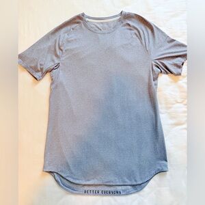 Lululemon Drysense short sleeve workout shirt. Size Large.